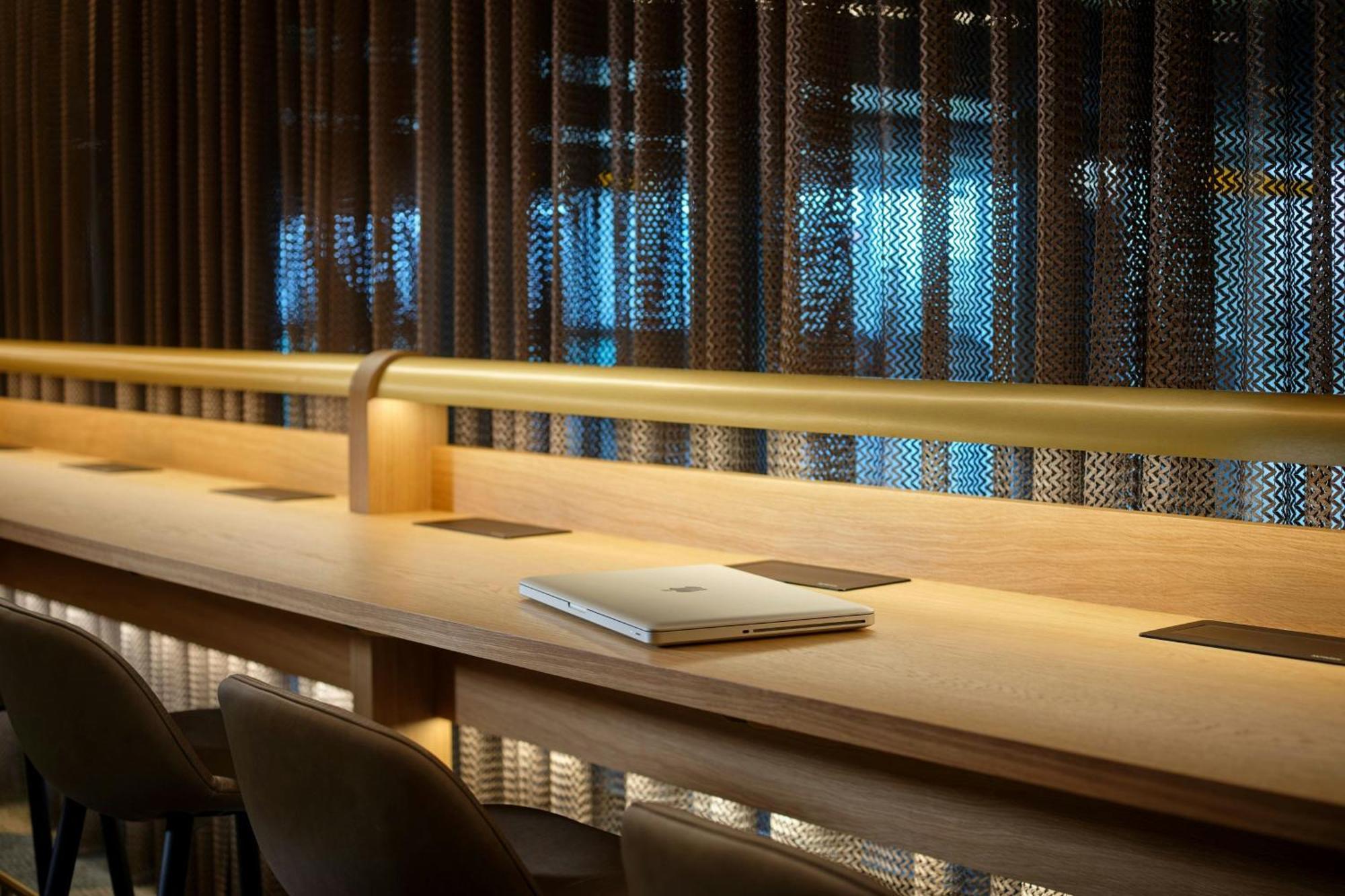 Sheraton Amsterdam Airport And Conference Center Amsterdam Airport Schiphol