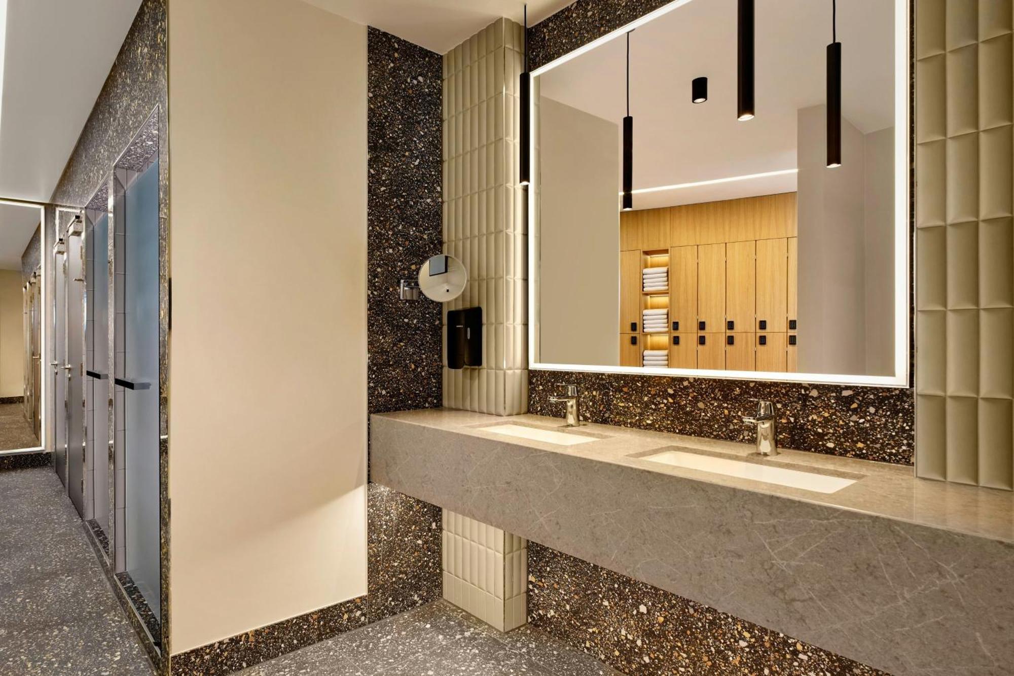 Sheraton Amsterdam Airport And Conference Center Hotel 4*